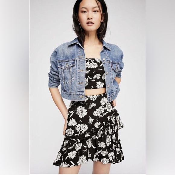 Free People Boho Feminine Ruffle Mini Skirt Black White Floral Coquette Summer - Picture 2 of 10